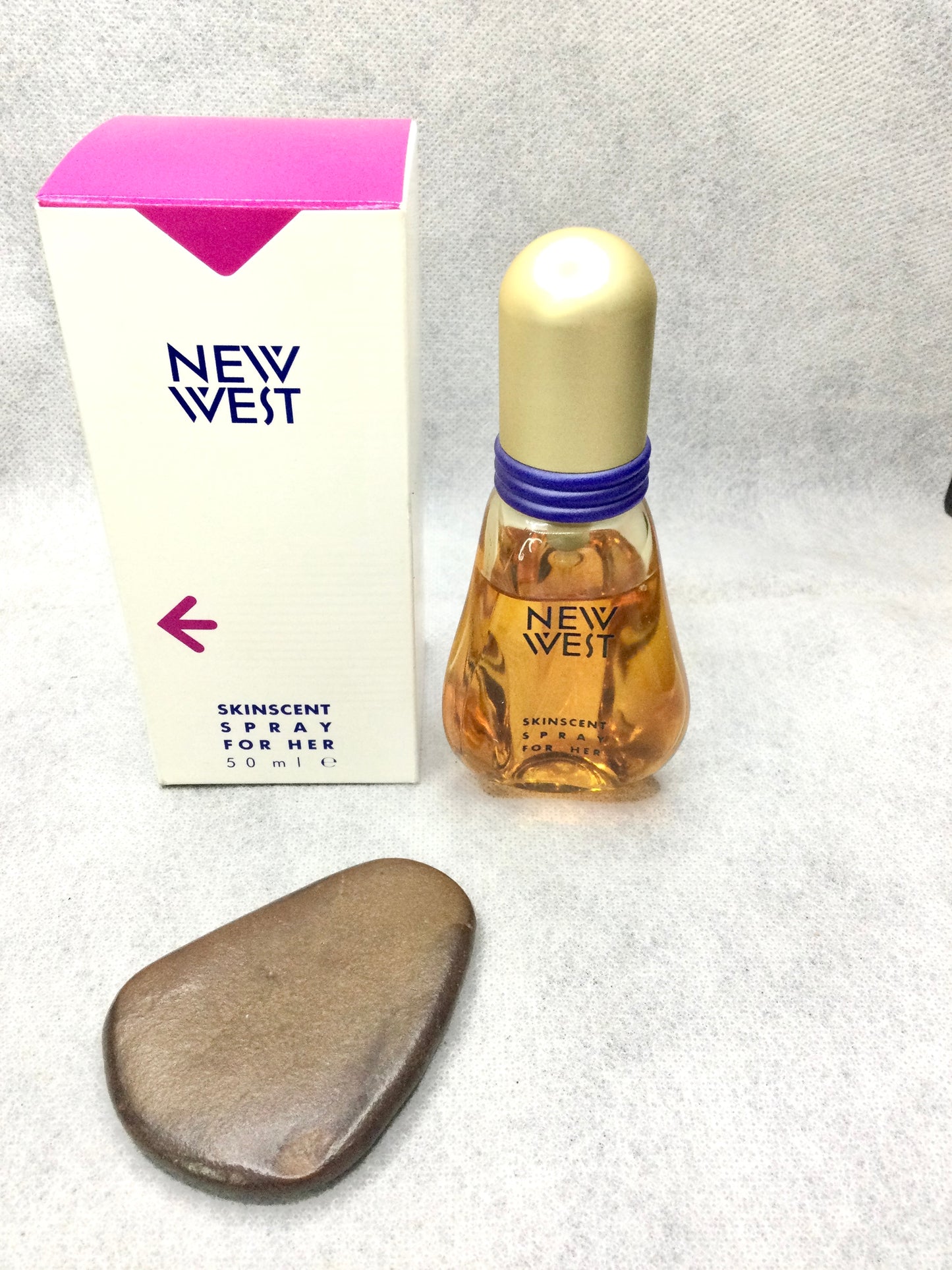 Vintage Aramis New West Skinscent For Her Eau De Toilette 100 Or 50 Or 30 ML SPRAY RARE VINTAGE 1990