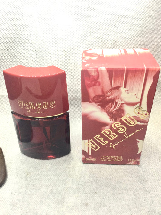 Versace Versus Women Eau De Toilette 50 Ml Spray VINTAGE
