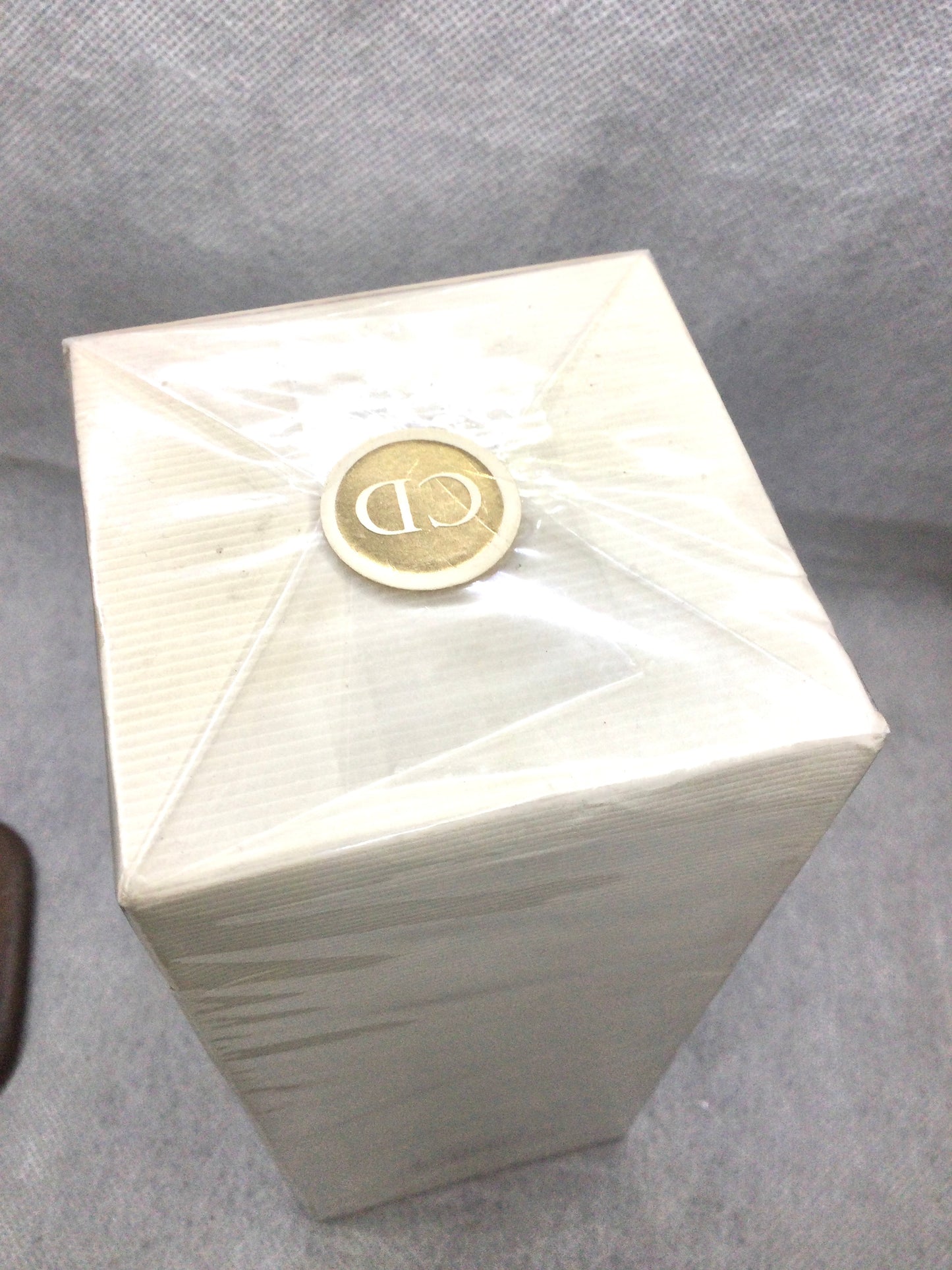 J'adore Eau De Parfum By CHRISTIAN DIOR 100 ML Spray RARE SEALED