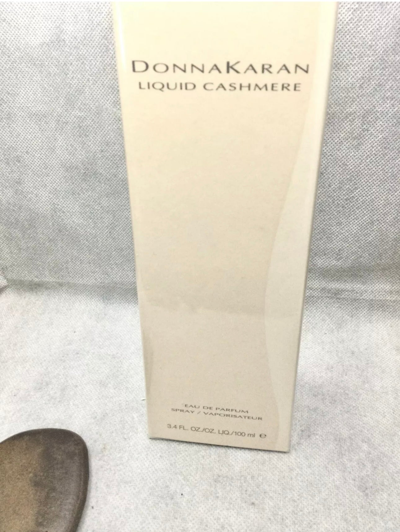 DONNA KARAN LIQUID CASHMERE WHITE EAU DE PARFUM 100 ML SPARY SEALED