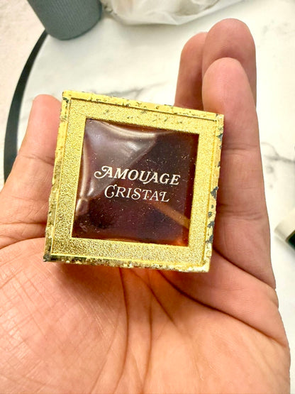 AMOUAGE CRYSTAL GOLD WOMEN 24 CARAT GOLD BOTTLE EAU DE TOILETTE 50 ML SPRAY RARE VINTAGE 1983