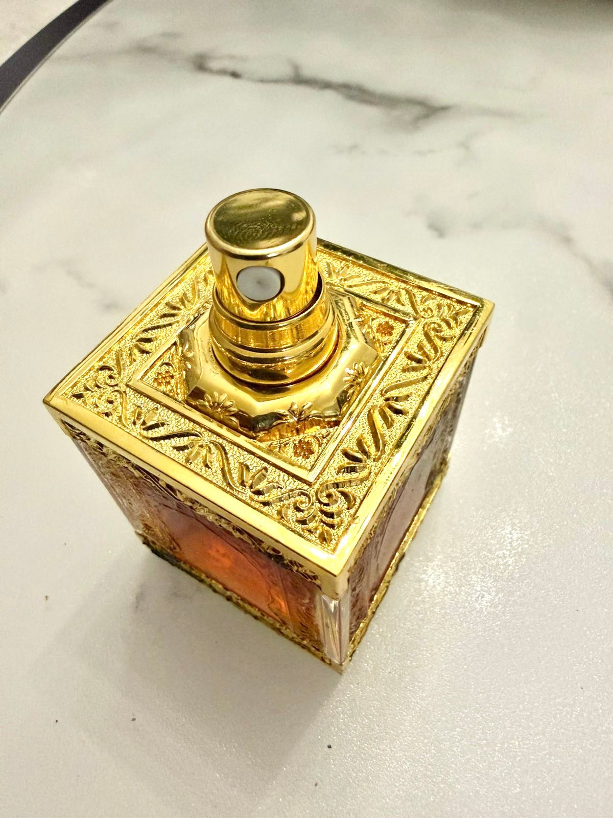 AMOUAGE CRYSTAL GOLD WOMEN 24 CARAT GOLD BOTTLE EAU DE TOILETTE 50 ML SPRAY RARE VINTAGE 1983