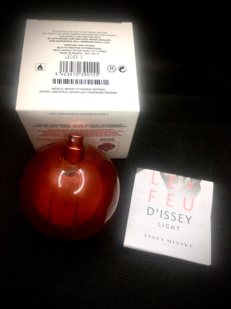 Le Feu D'Issey Light By Issey Miyake For Women EDT Spray 30 ml 1 oz, Vintage, Very Rare, Hard to find