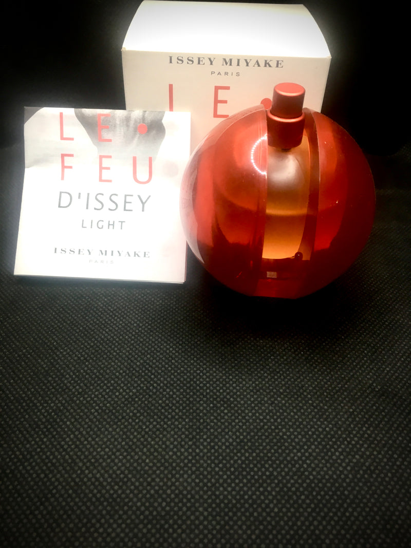 Le Feu D'Issey Light By Issey Miyake For Women EDT Spray 30 ml 1 oz, Vintage, Very Rare, Hard to find